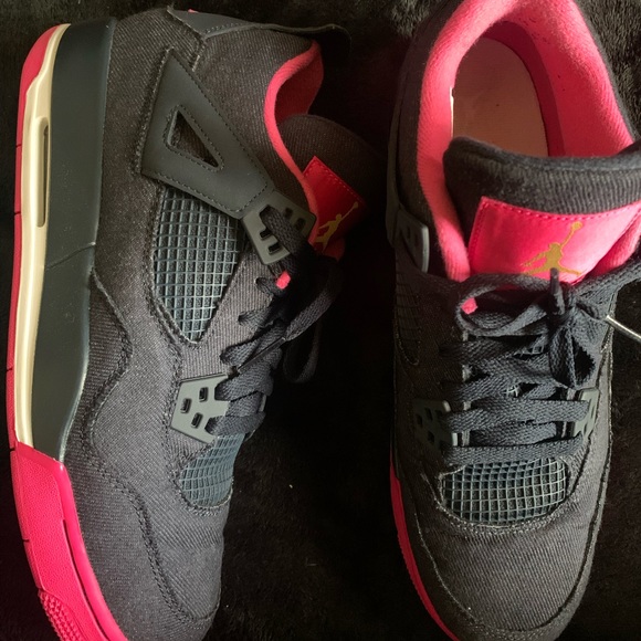 🔥 END OF SUMMER SALE PRICE $60🔥
 NIKE AIR JORDAN RETRO 4 - Picture 4 of 6